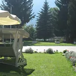 Meuble Cima Bianca Garni Hotel 3*