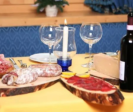 Meuble Cima Bianca Garni Ξενοδοχείο