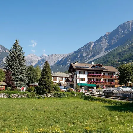 Meuble Cima Bianca Garni Hotell 3*