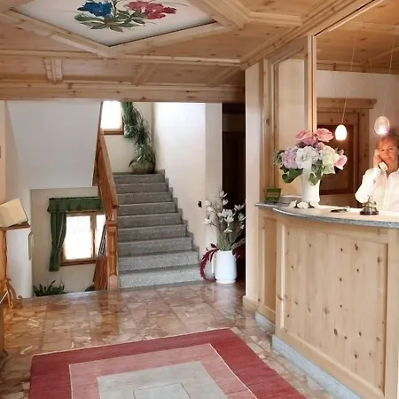Meuble Cima Bianca Garni 3* Bormio