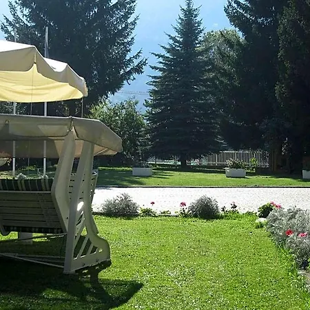 Meuble Cima Bianca Garni Hotel