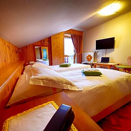 Hotel Meuble Cima Bianca Garni 3*