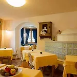 Meuble Cima Bianca Garni 호텔 3*